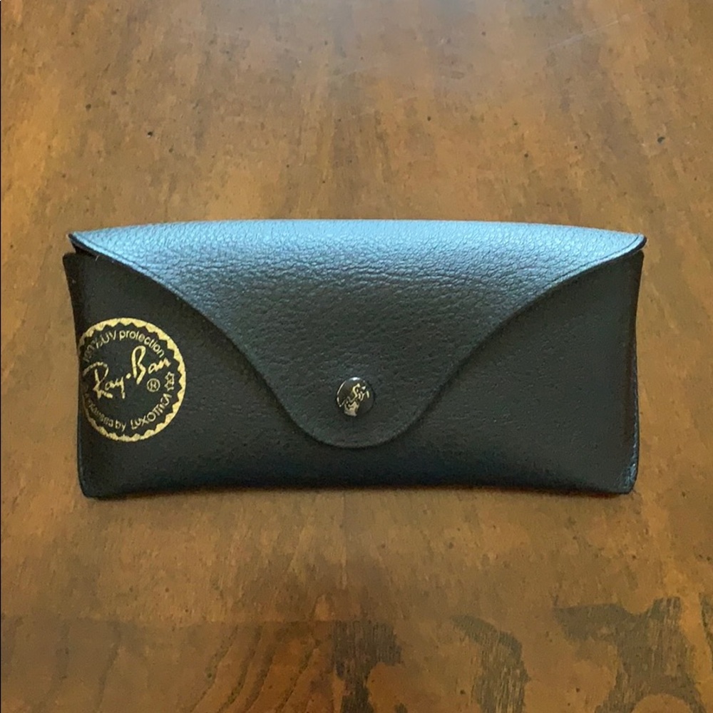 Ray-Ban case